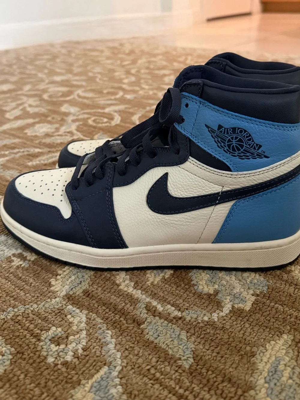 Nike Air Jordan High-Top Sneakers in White, Black & Blue